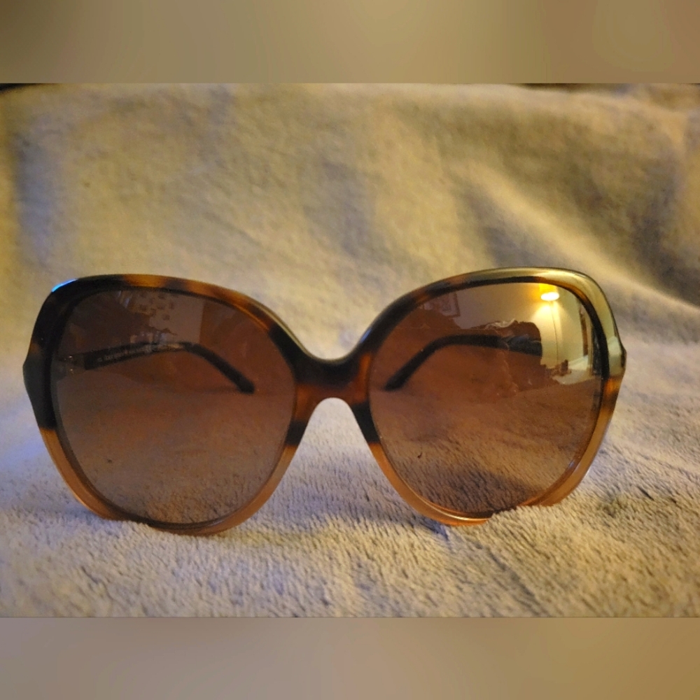 Kate Spade sun glasses w/case